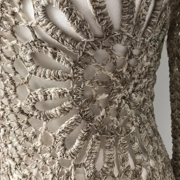 Woman’s Tempo Paris knit Sweater - Picture 2 of 5